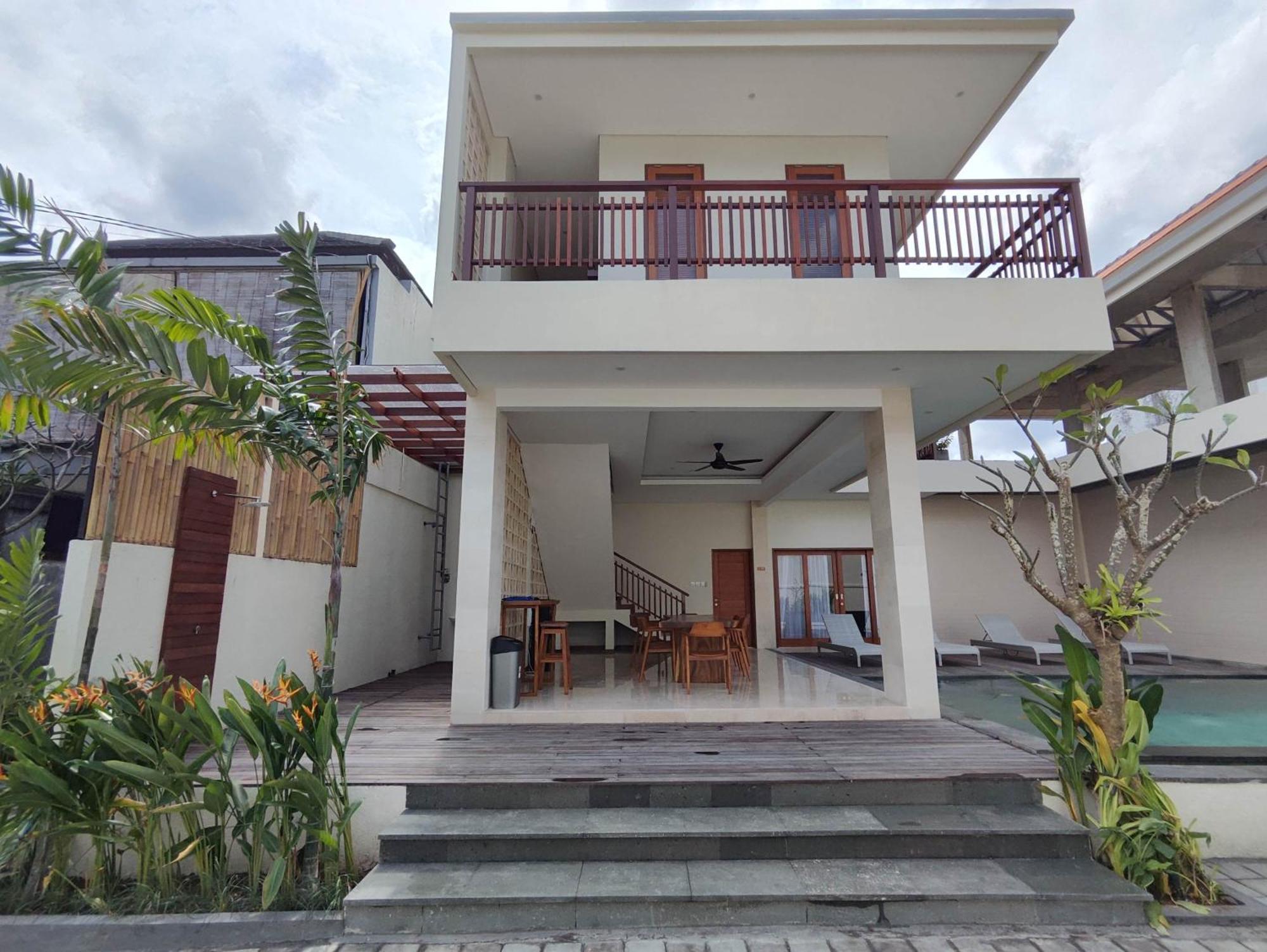 Villa Lovecho Canggu  Exterior photo