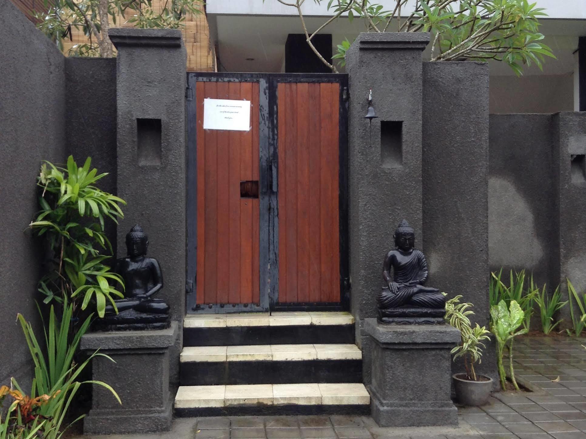 Villa Lovecho Canggu  Exterior photo